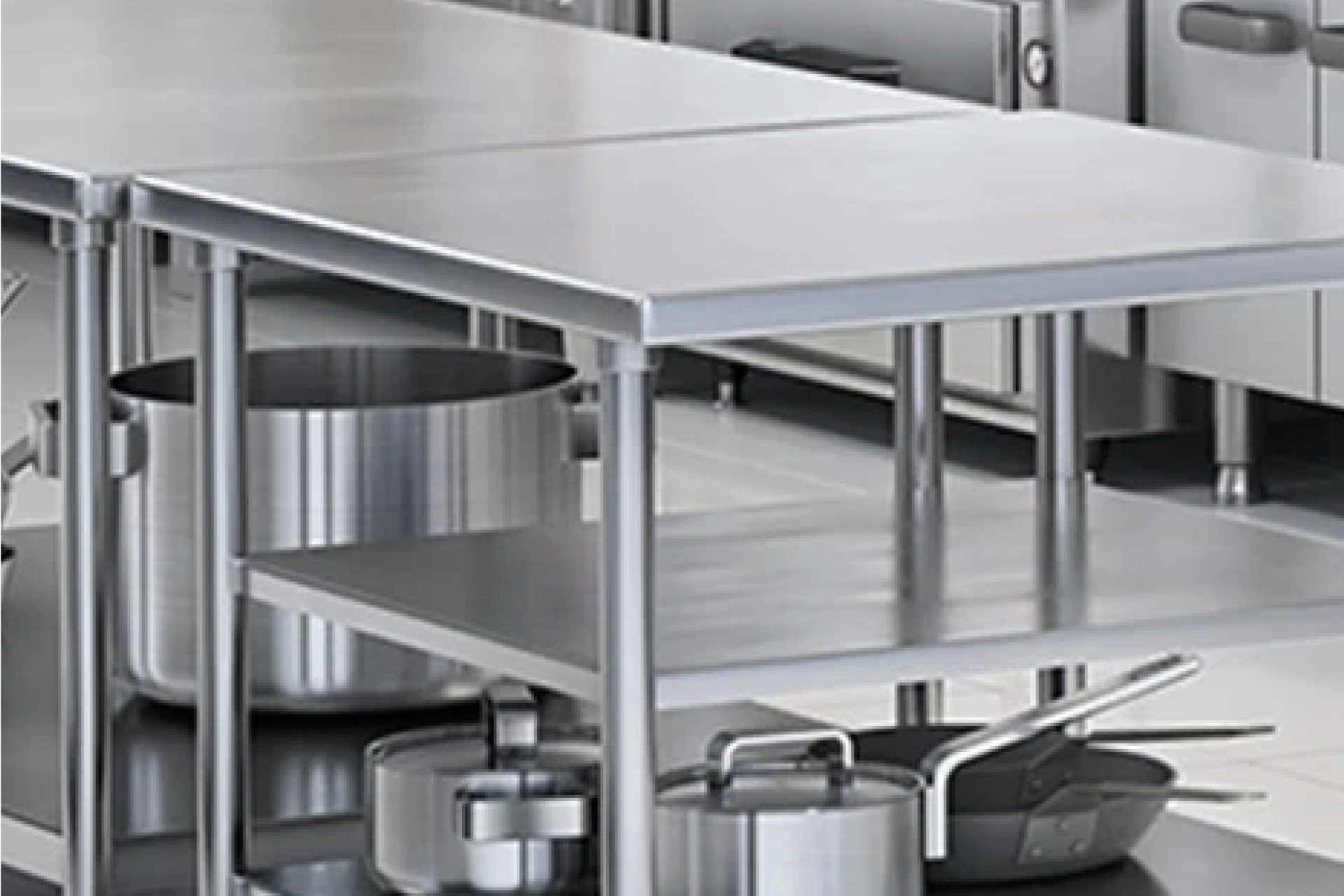 CHROMOnorm  Arbeitstisch mit Zwischenboden