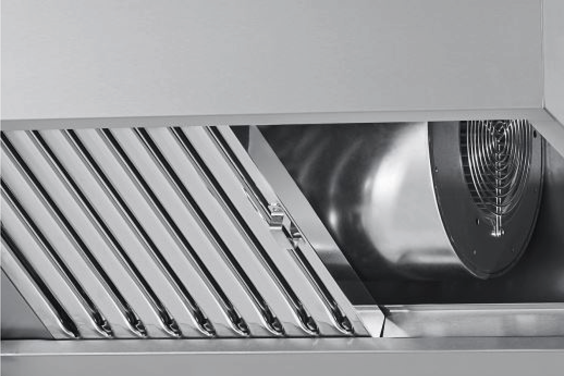 CHROMOnorm  Wandhaube mit Beleuchtung